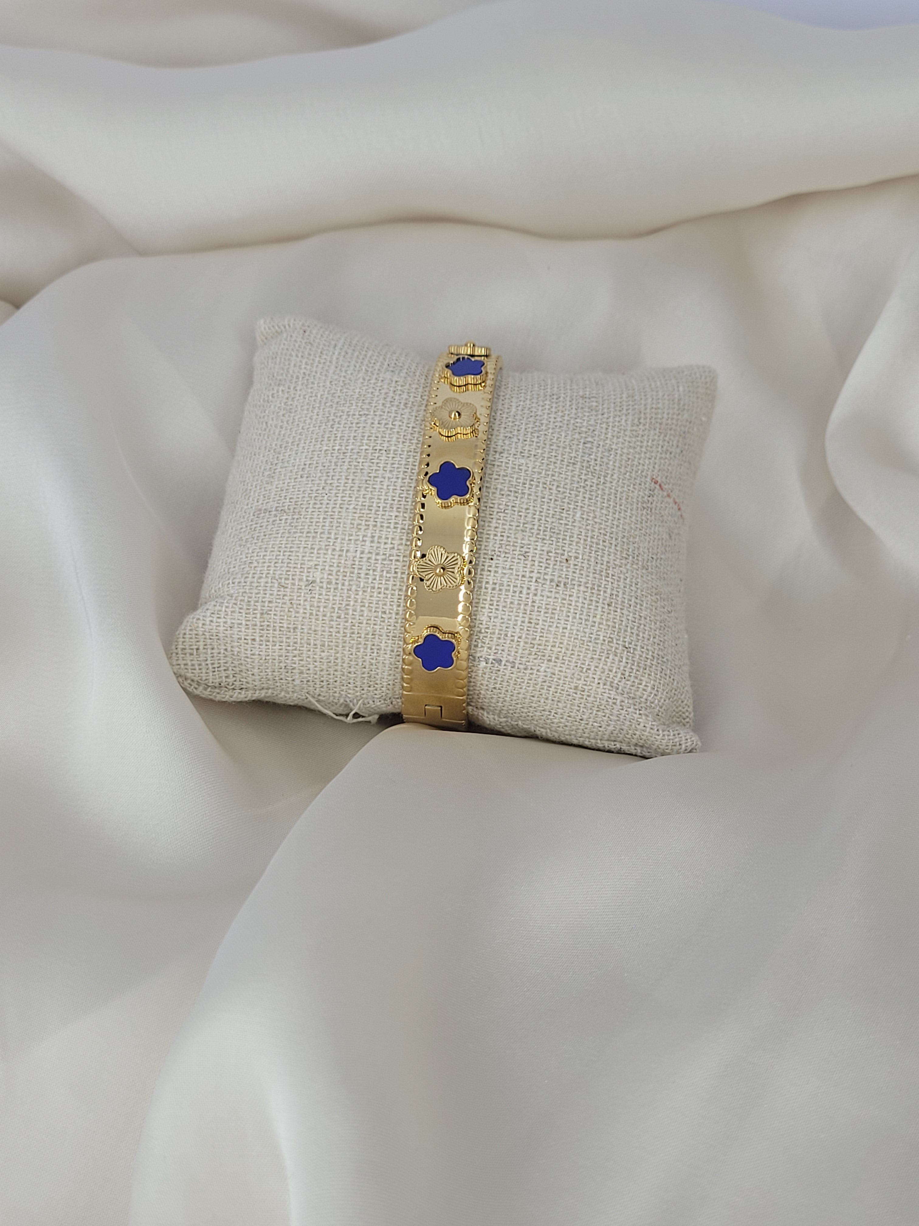Bracelet fleur prestige bleu (d 6 cm)