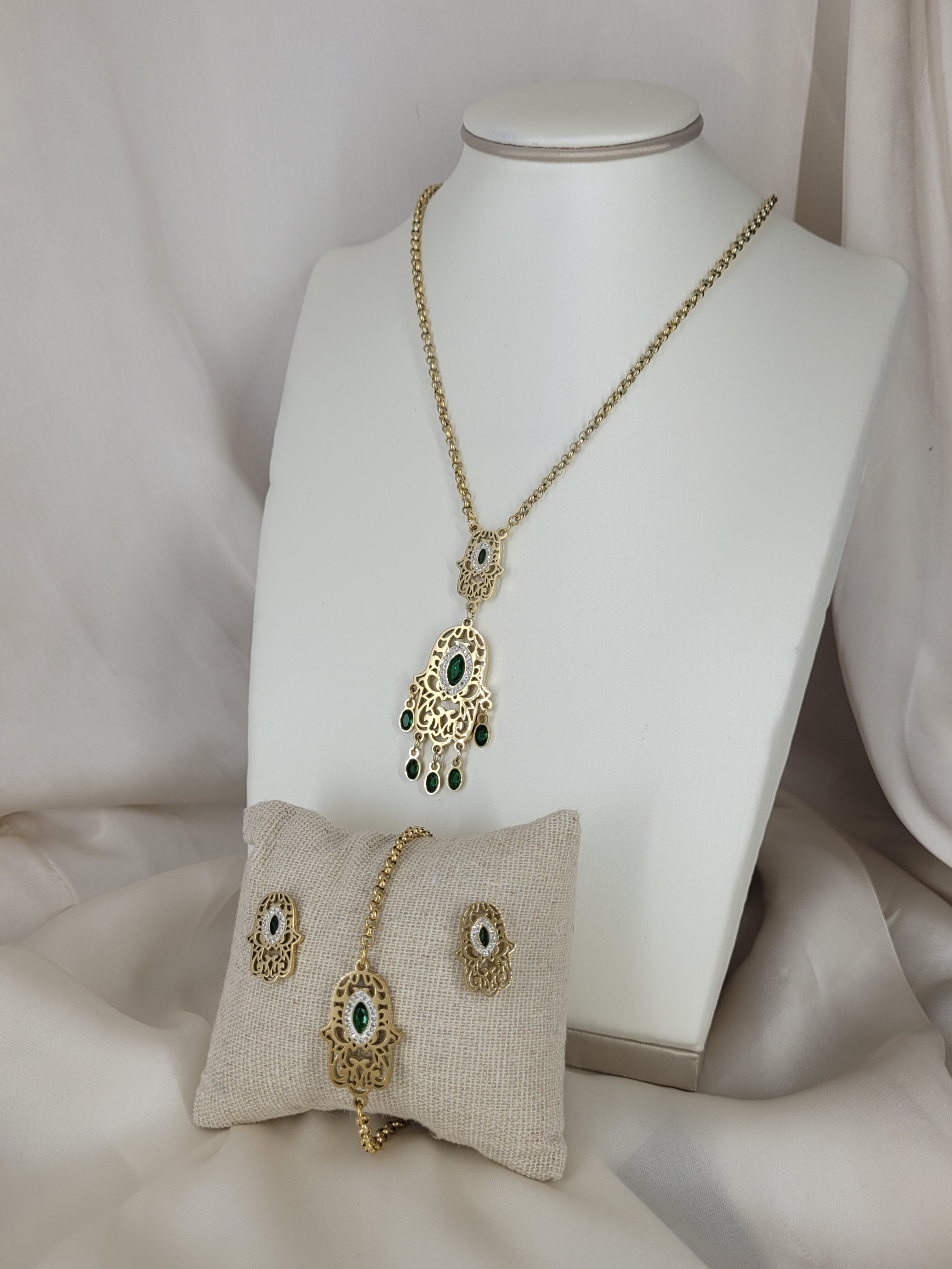 Ensemble khmissa strass vert