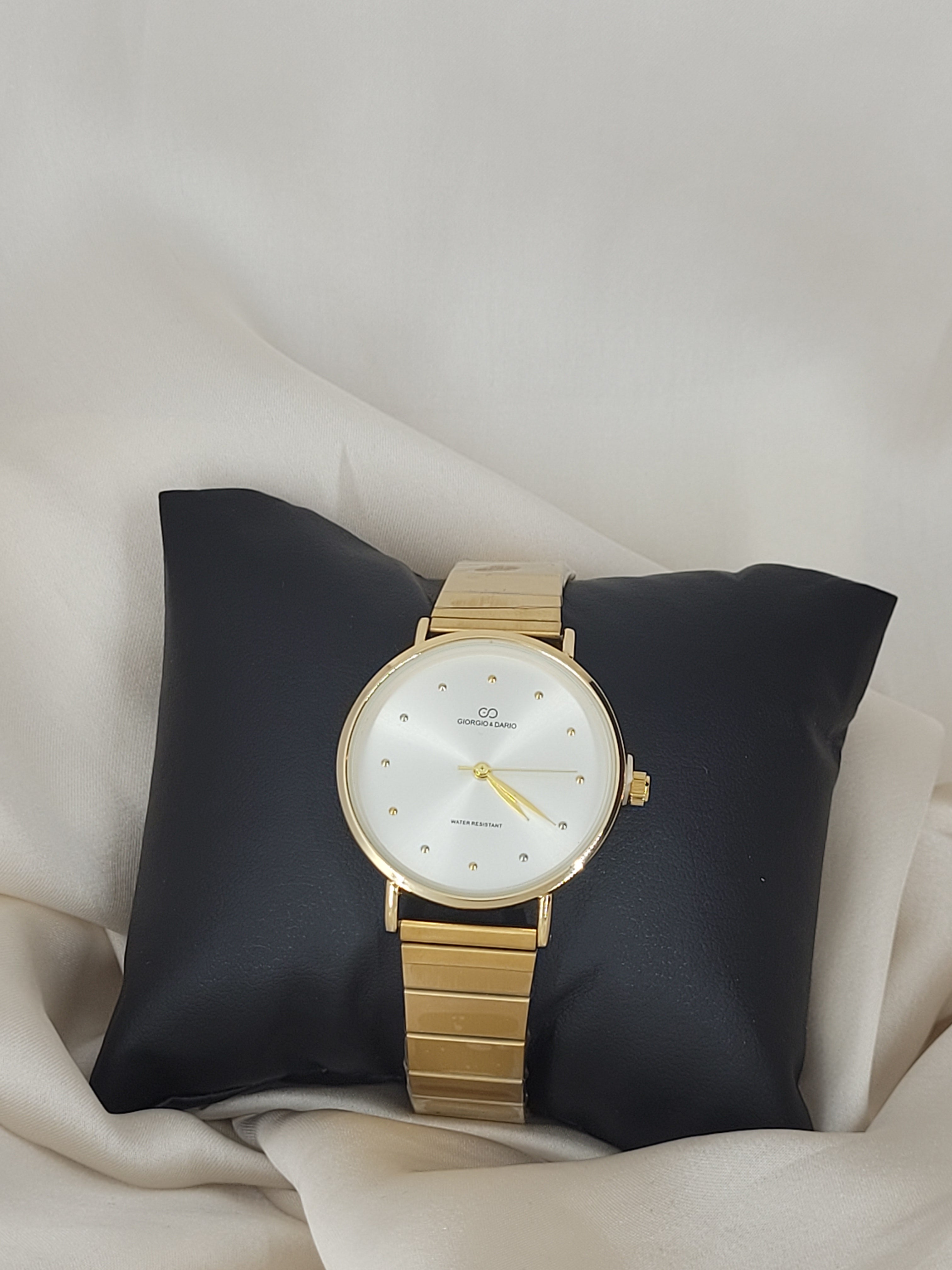 Montre fond blanc acier inoxydable