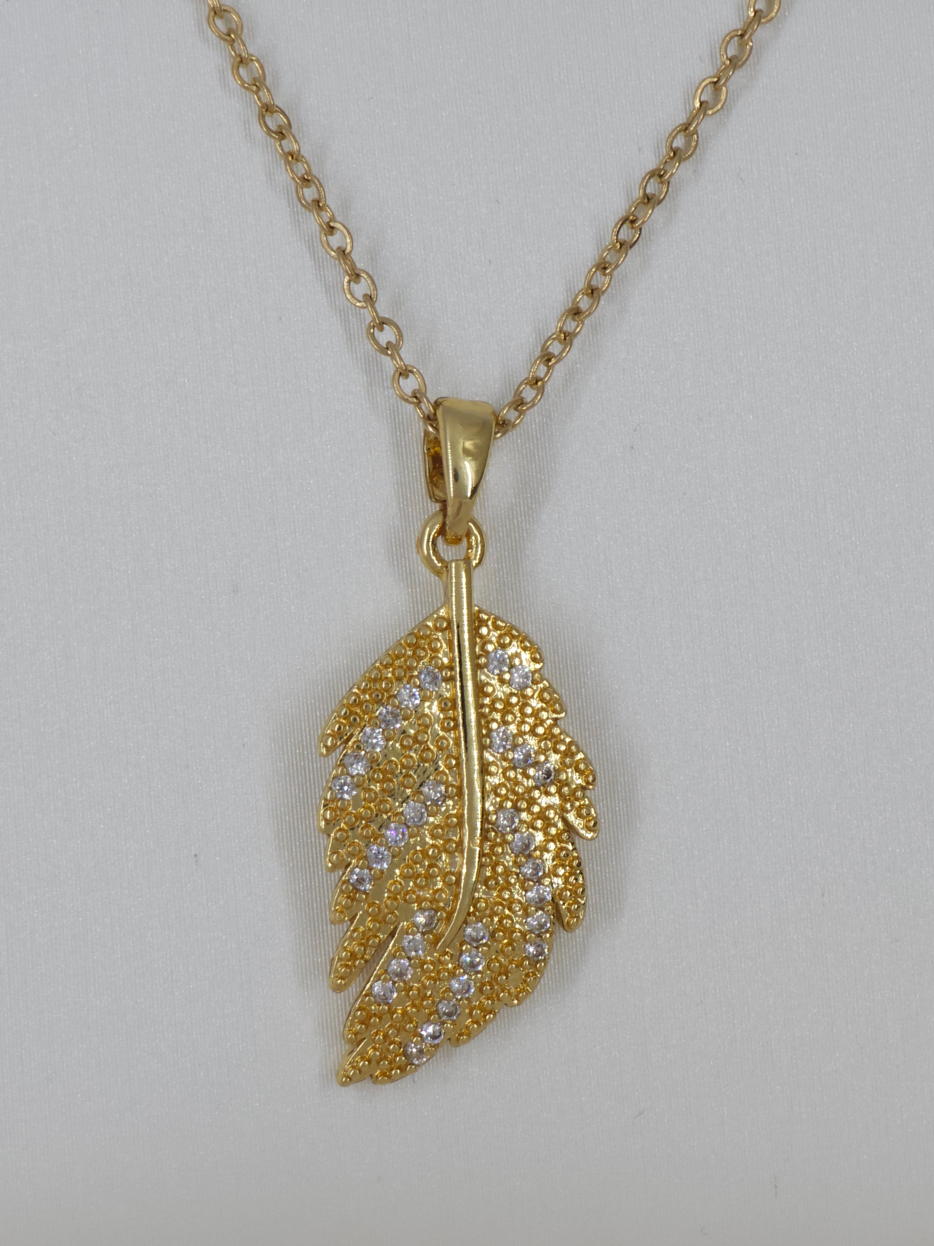 Collier fleur strass