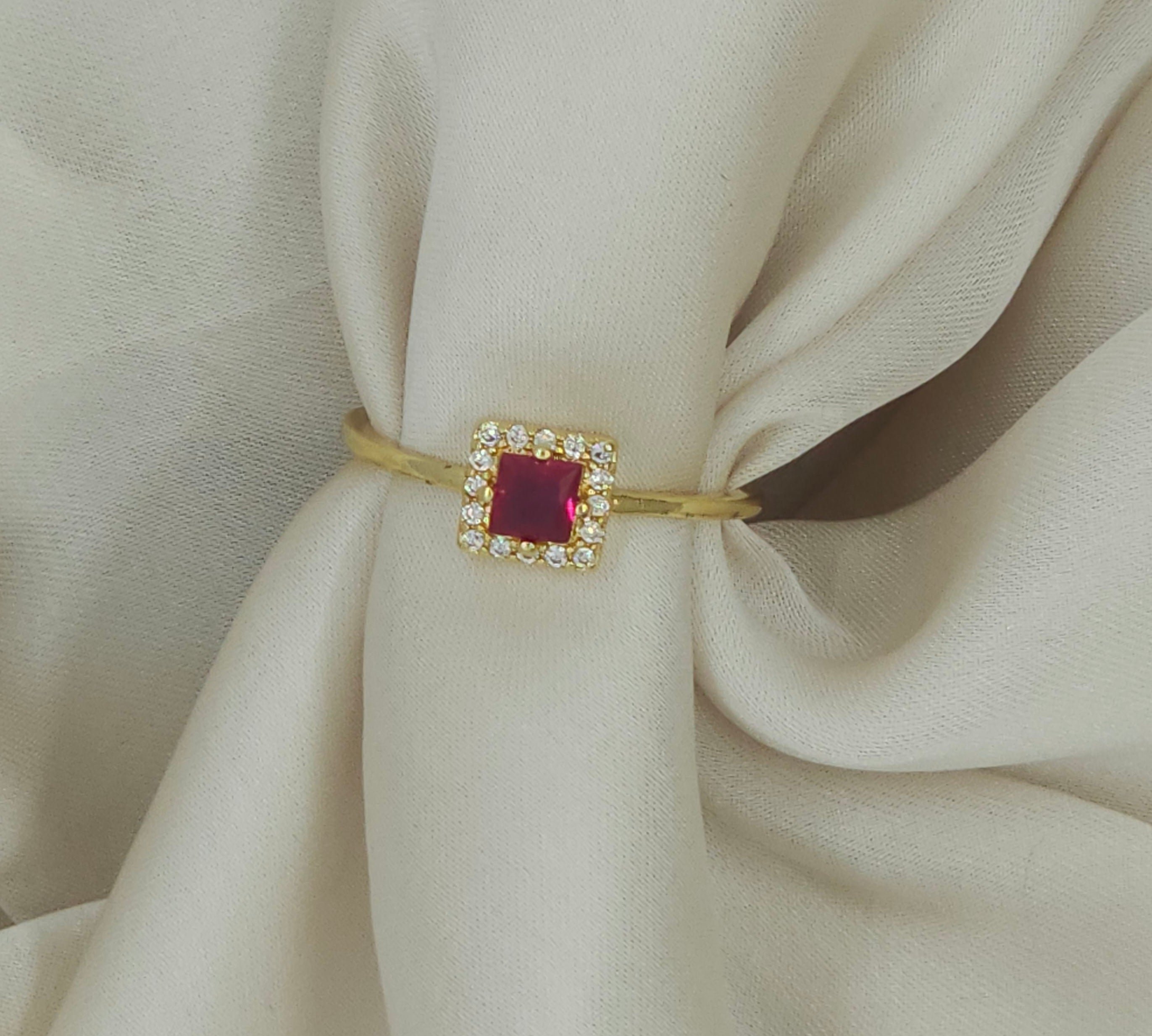 Bague de fiançailles rouge réglable