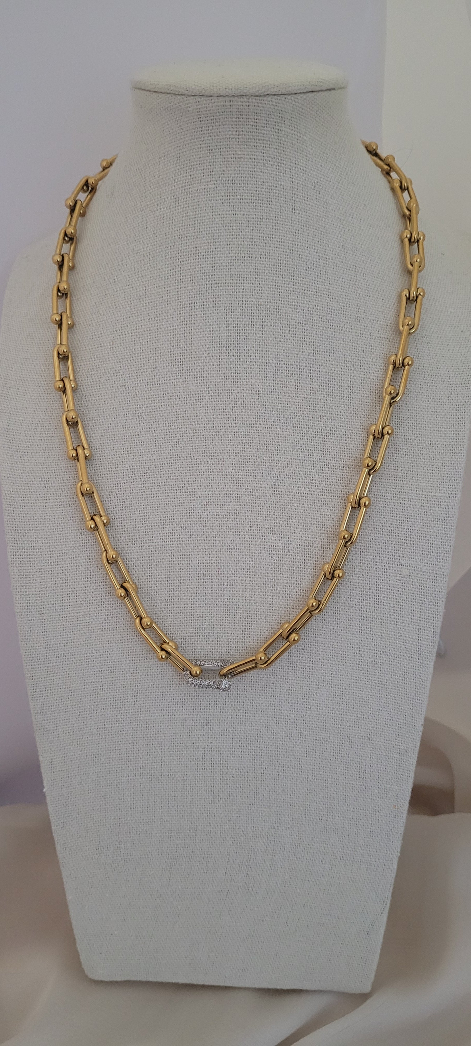 Collier TFN GRIS
