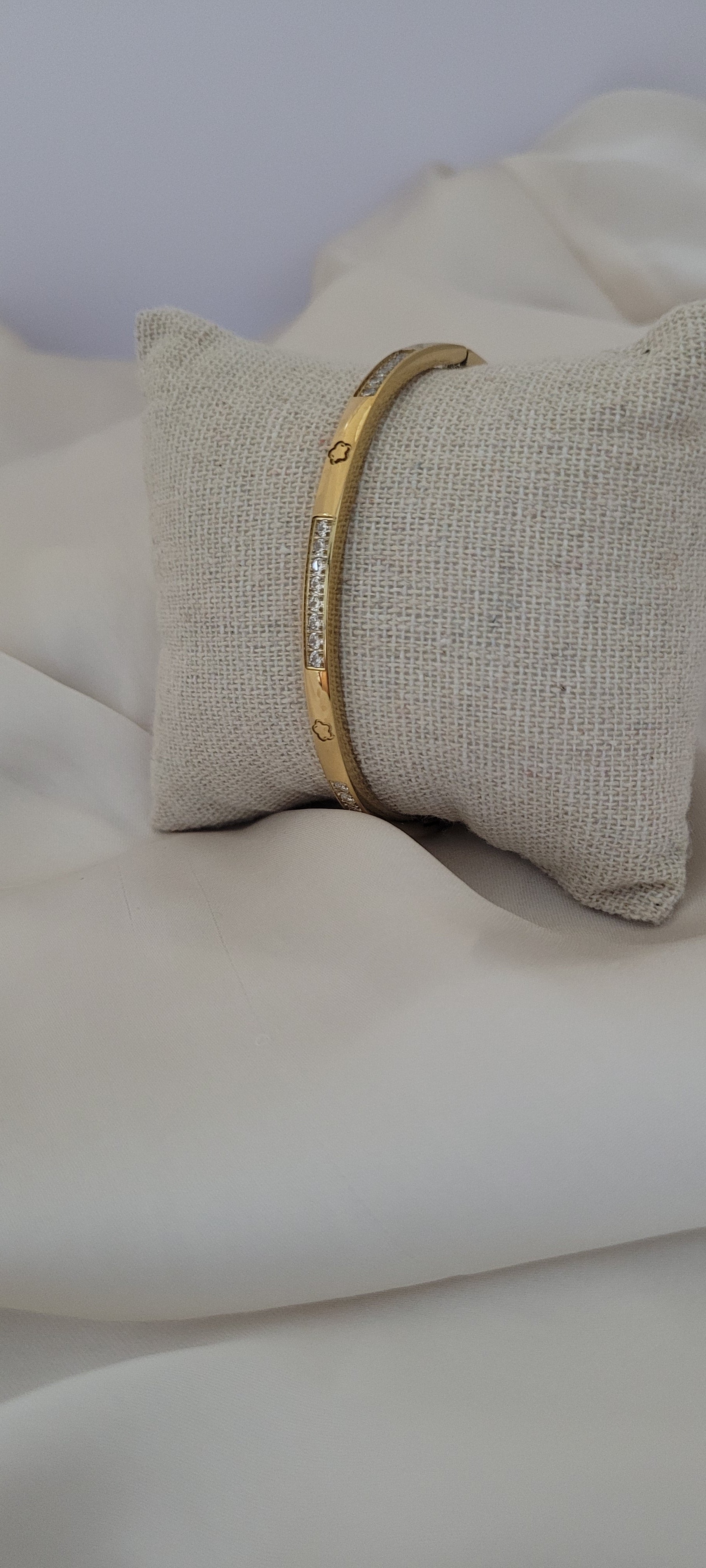 Bracelet shic avec strass (6cm)