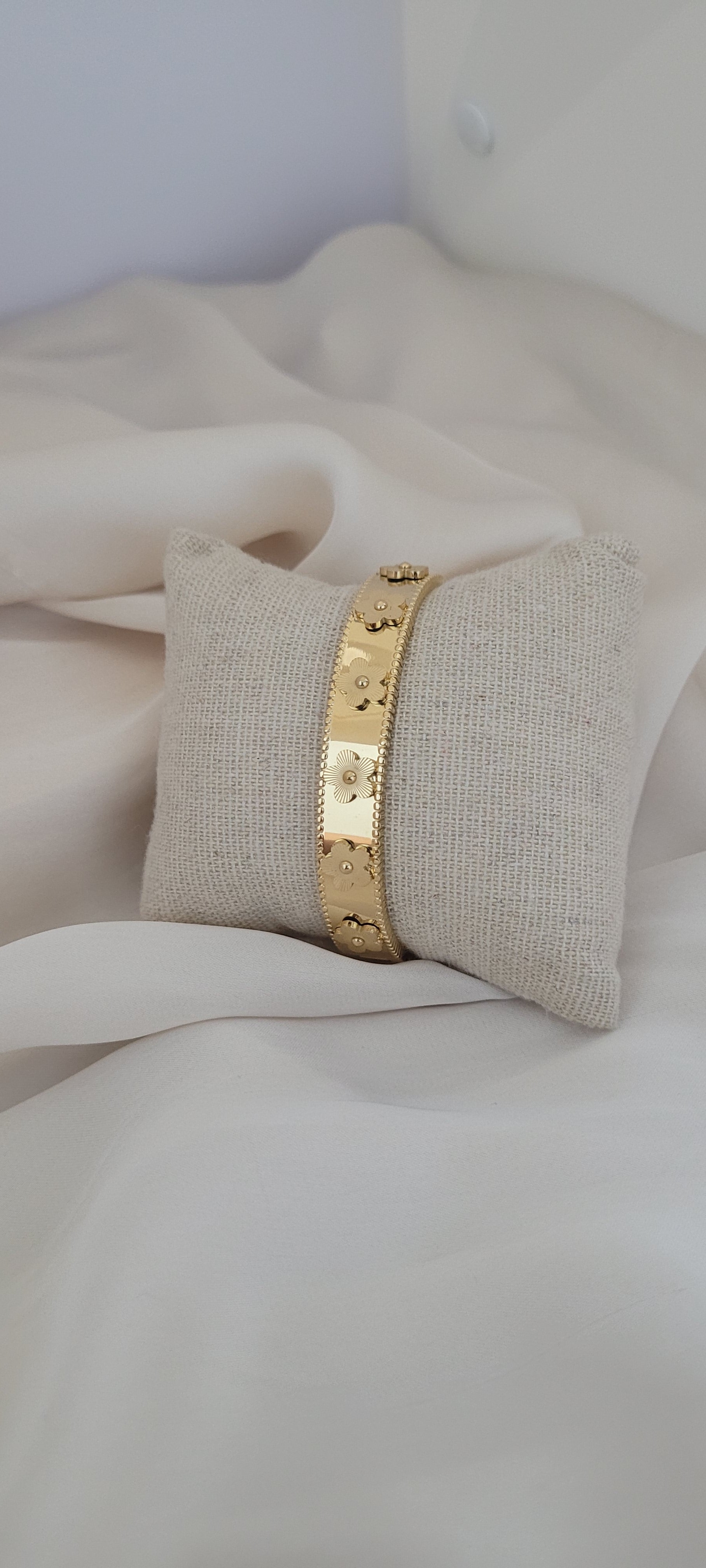 Bracelet fleur (6cm)