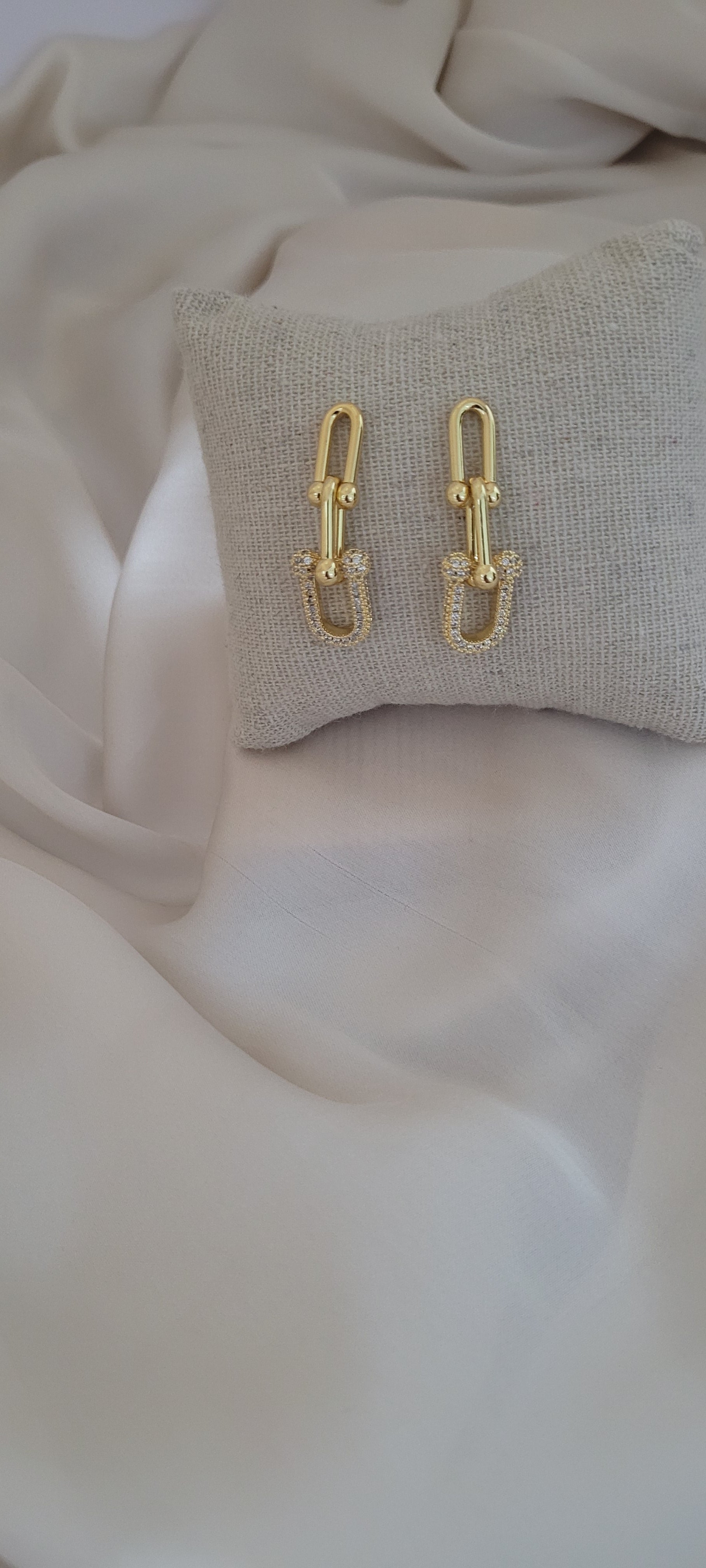 Boucle d'oreille TFN