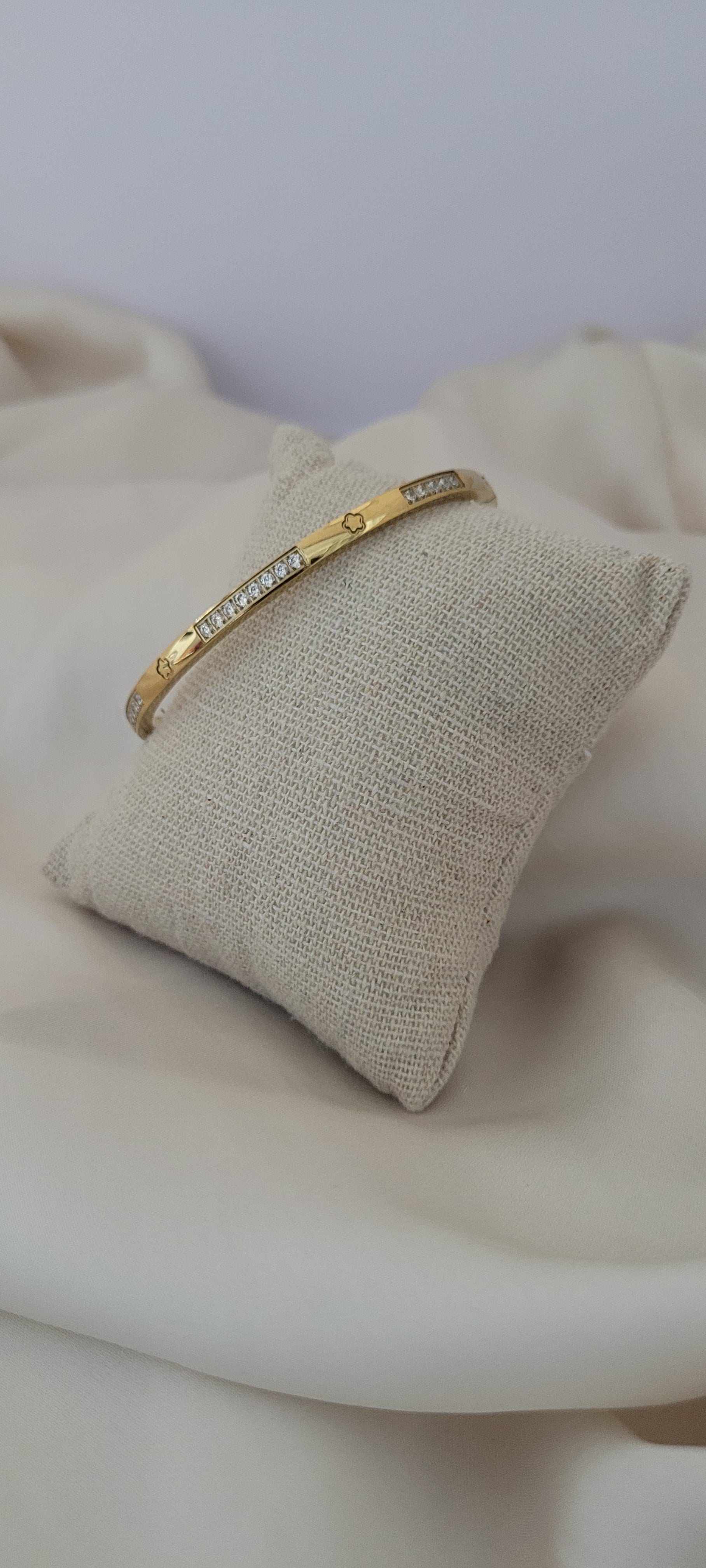 Bracelet shic avec strass (6cm)