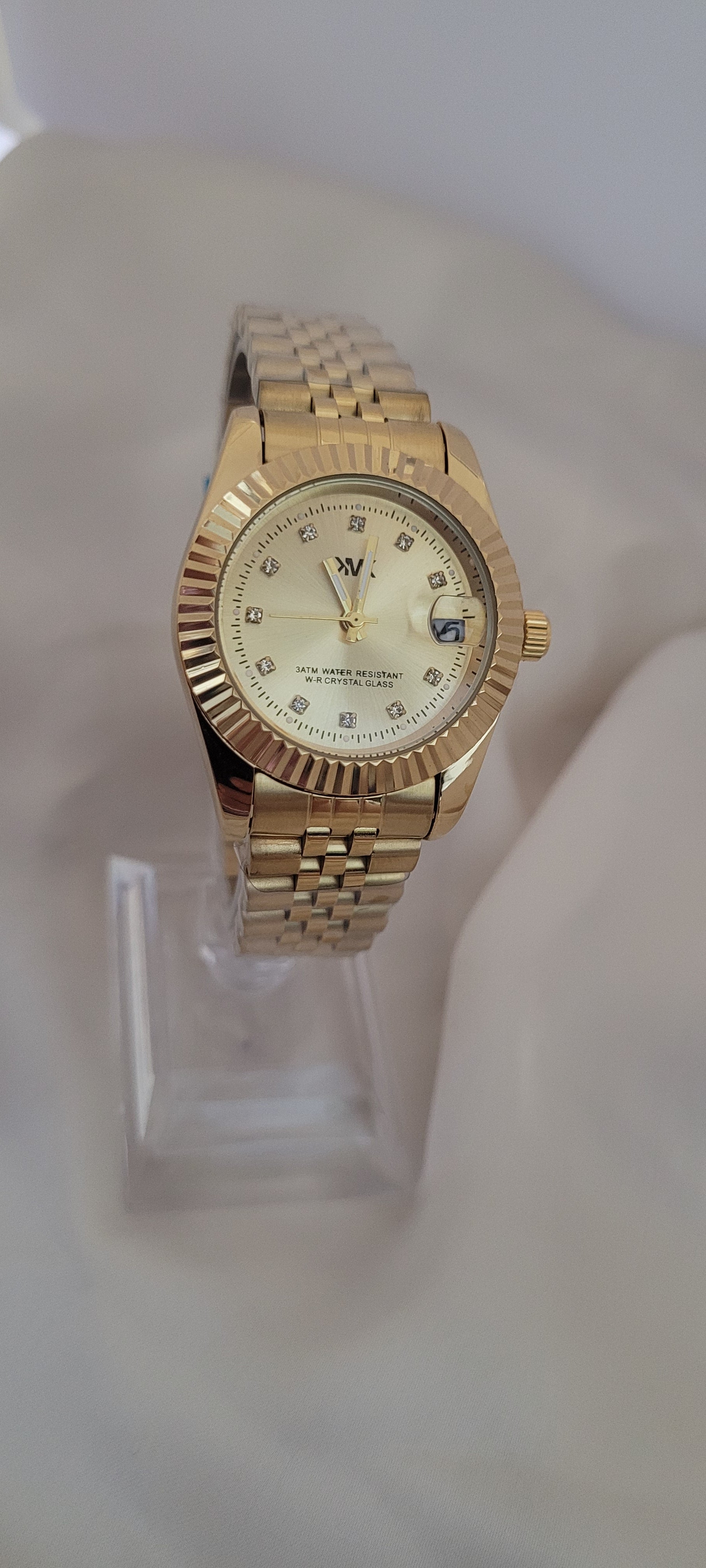 Montre waterproof doré